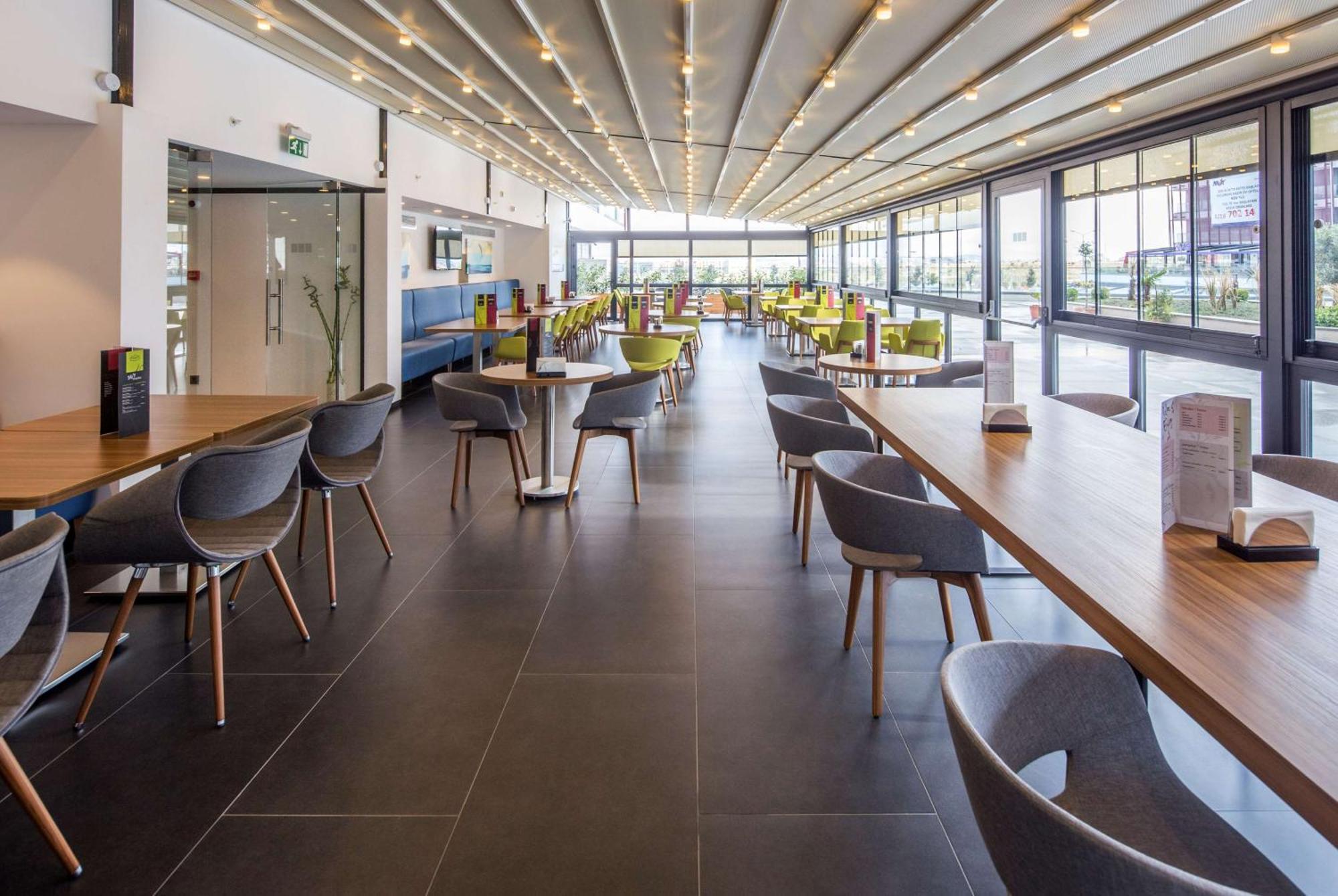 Hotel Hampton By Hilton Istanbul Kurtkoy Esterno foto