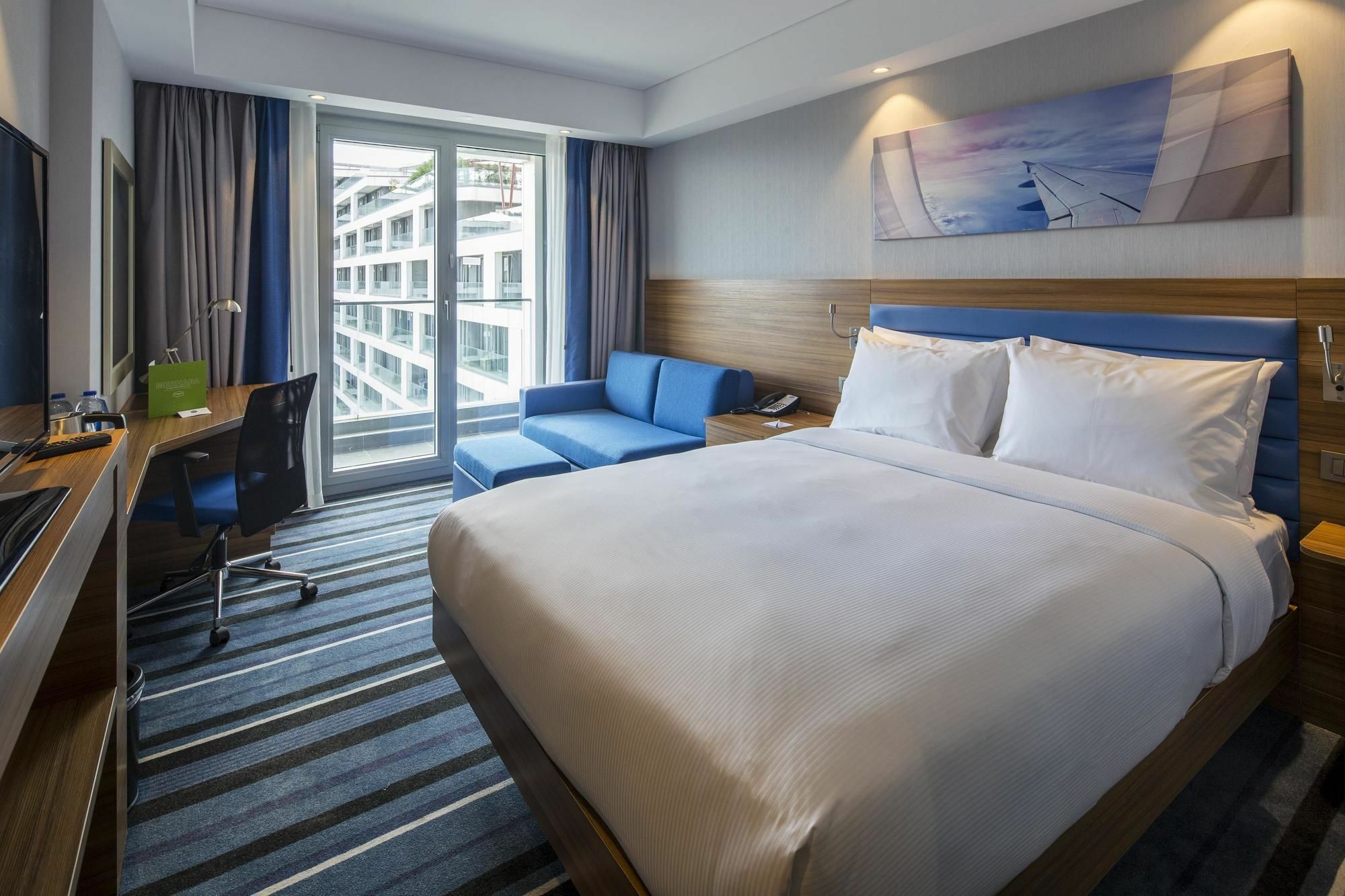 Hotel Hampton By Hilton Istanbul Kurtkoy Esterno foto